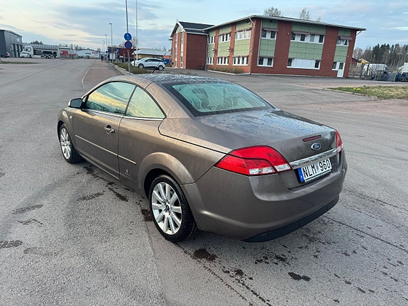 Ford Focus CC 5 of 5
