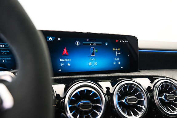 Mercedes-Benz A45 22 of 26
