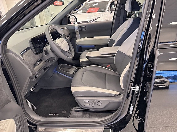 Kia EV3 8 of 23