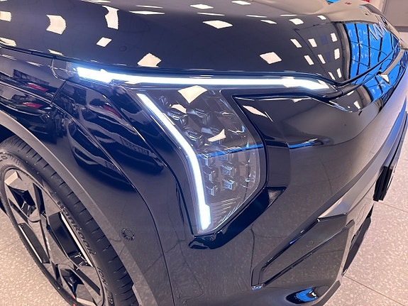 Kia EV3 16 of 23