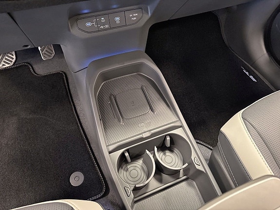 Kia EV3 12 of 23