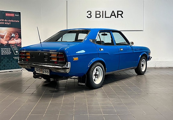 Mazda 929 8 of 19