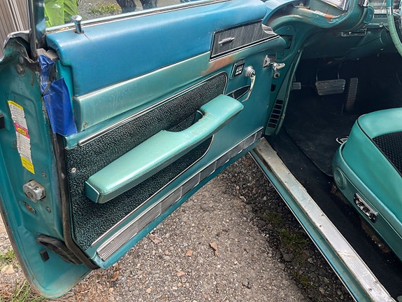 Cadillac Deville 15 of 22