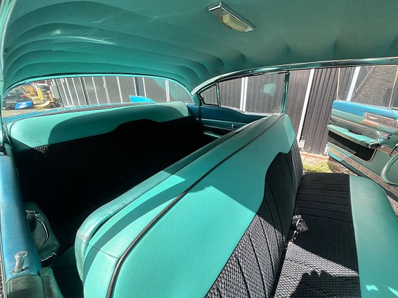 Cadillac Deville 12 of 22