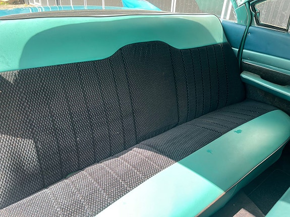 Cadillac Deville 13 of 22