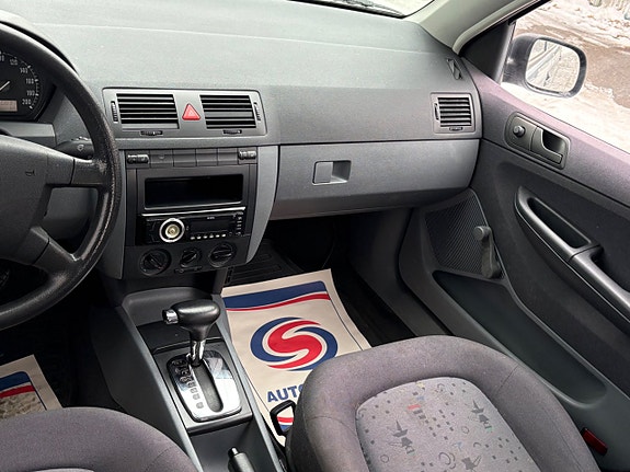 Skoda Fabia 14 of 15