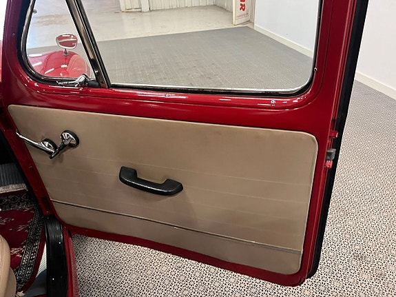 Volvo PV 21 of 30