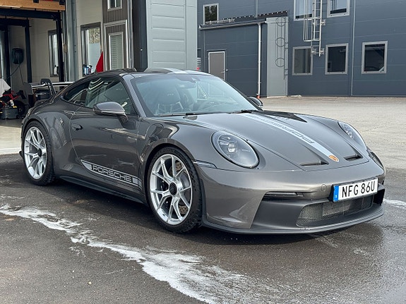 Porsche 911 GT3 4 of 4