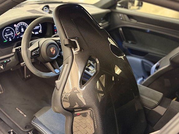 Porsche 911 19 of 25