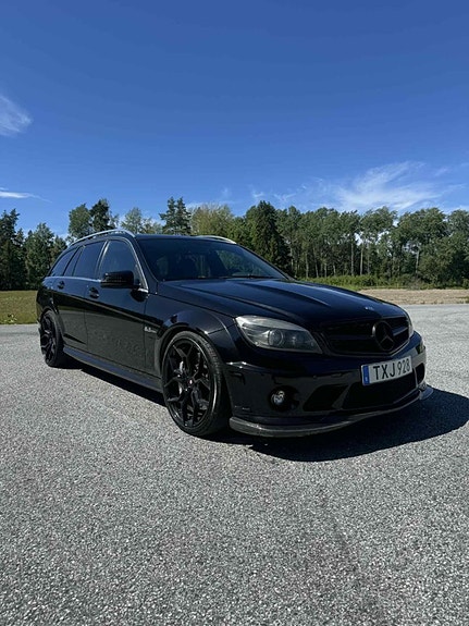 Mercedes-Benz C63