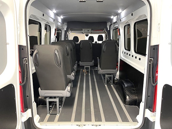 Maxus Deliver 9 6 of 23