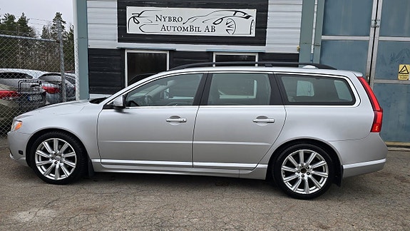 Volvo V70 9 of 10