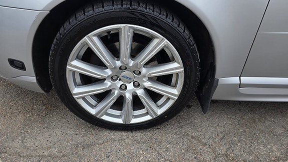 Volvo V70 7 of 10