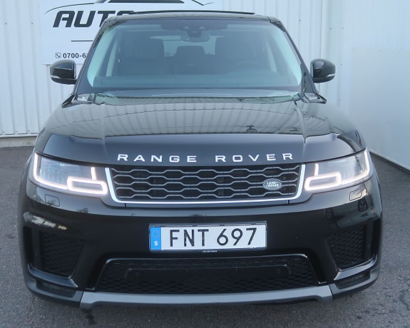 Land Rover Range Rover Sport 6 of 27