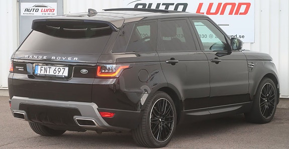Land Rover Range Rover Sport 3 of 5