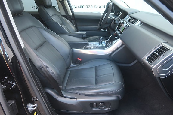 Land Rover Range Rover Sport 10 of 27