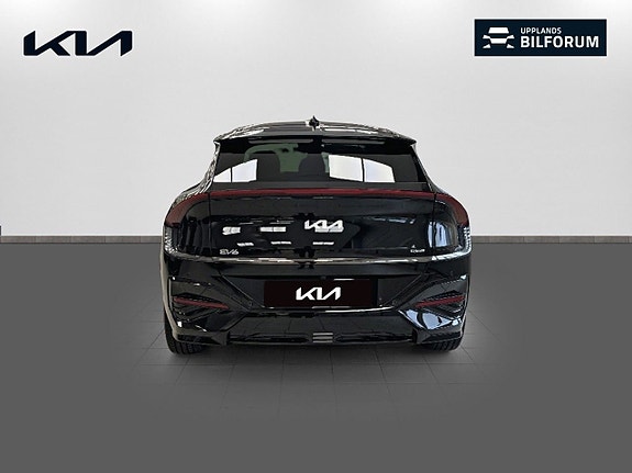 Kia EV6 5 of 19