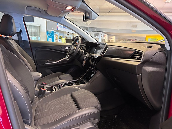 Opel Grandland 11 of 23