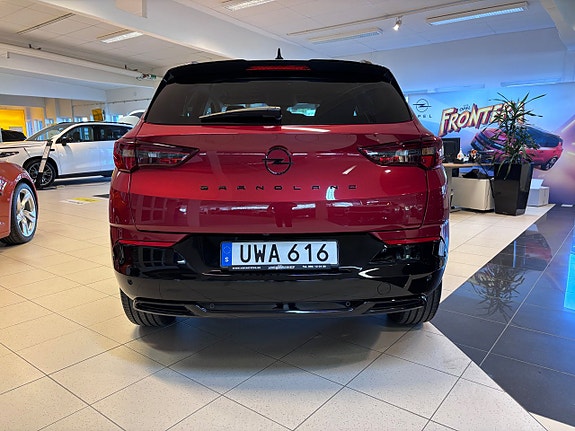 Opel Grandland 3 of 23