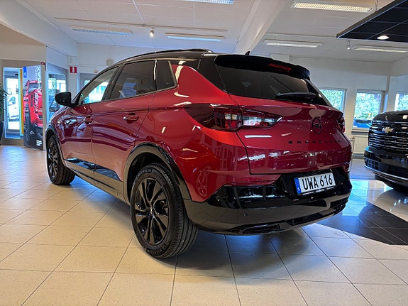 Opel Grandland 2 of 23
