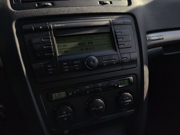 Skoda Octavia 23 of 27