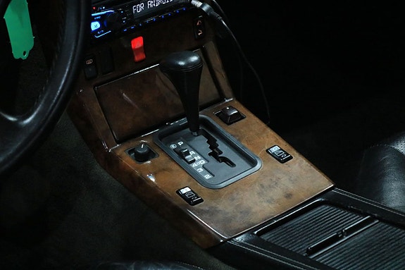 Mercedes-Benz SL320 16 of 17
