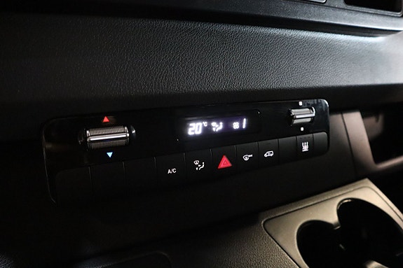 Mercedes-Benz Sprinter 211 12 of 17