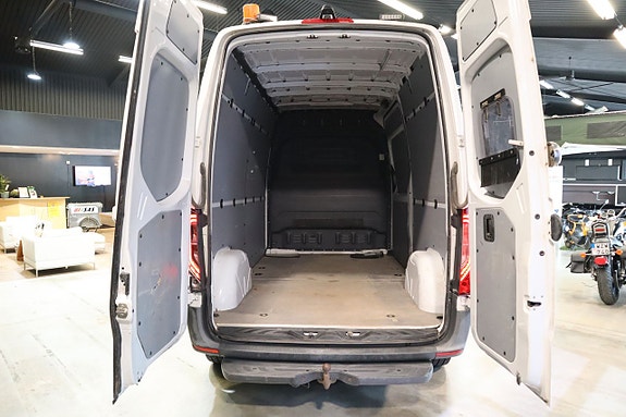 Mercedes-Benz Sprinter 211 15 of 17