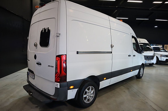 Mercedes-Benz Sprinter 211 6 of 17