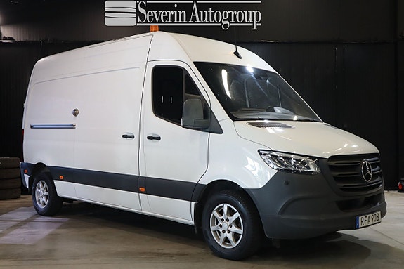 Mercedes-Benz Sprinter 211