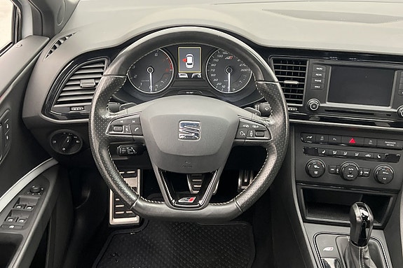 Seat Leon 11 of 25