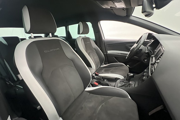 Seat Leon 12 of 25