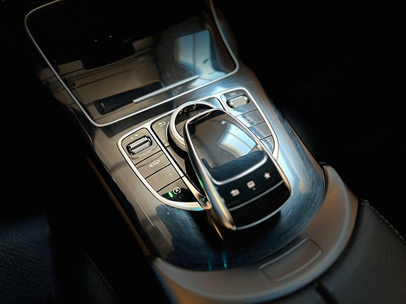 Mercedes-Benz C220 d 23 of 27