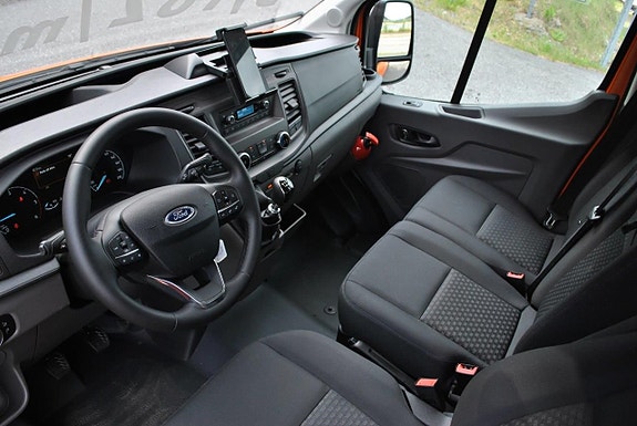 Ford Transit 4 of 5