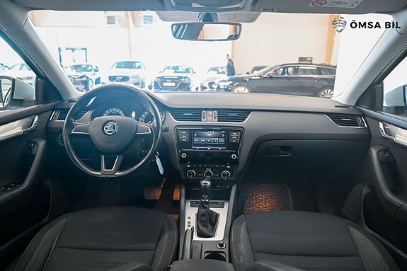 Skoda Octavia 11 of 15