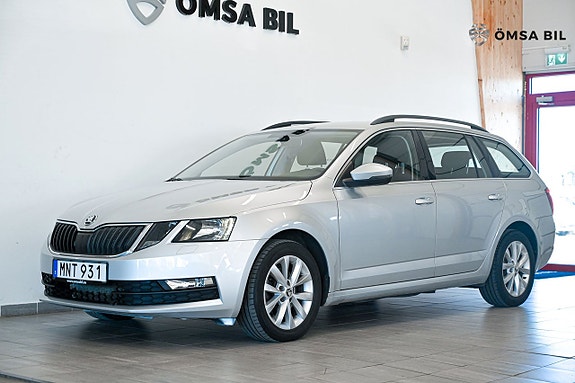 Skoda Octavia 2 of 5