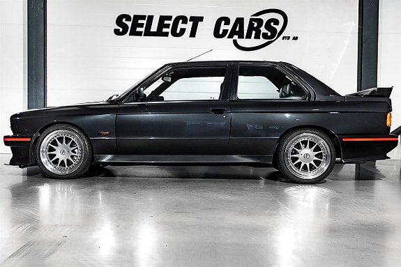 BMW M3 3 of 5