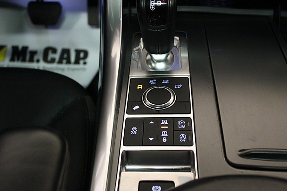 Land Rover Range Rover Sport 27 of 27