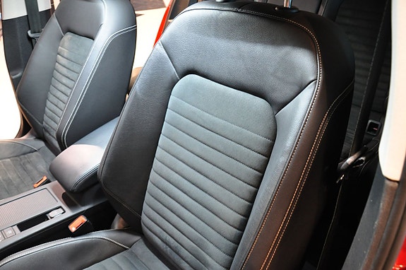 Volkswagen Passat 10 of 20