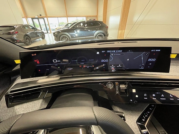 Peugeot 5008 17 of 23