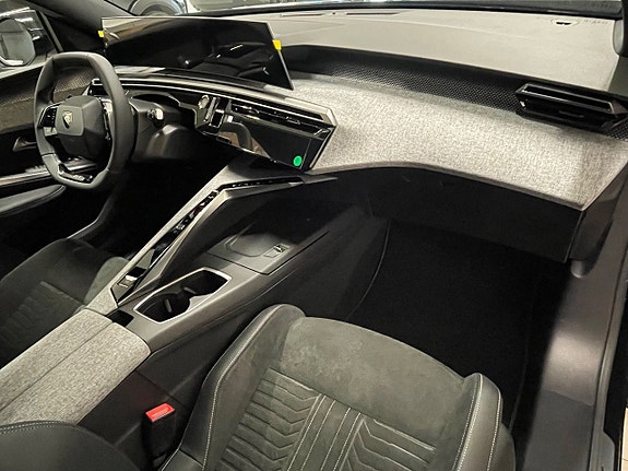 Peugeot 5008 7 of 23