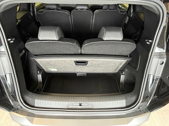 Peugeot 5008 11 of 23