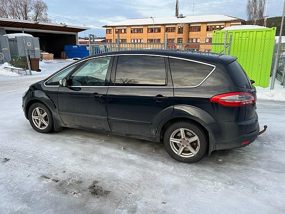 Ford S-MAX 2 of 17
