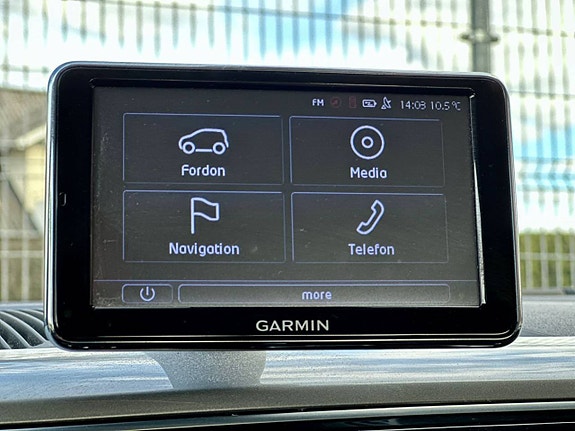 Volkswagen UP! 11 of 11