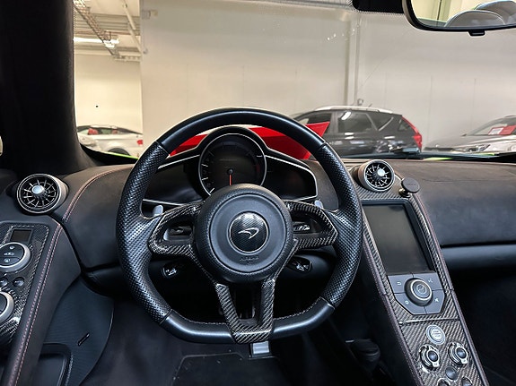 McLaren MP4-12C 5 of 5
