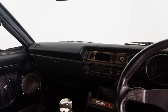Nissan Skyline 12 of 21