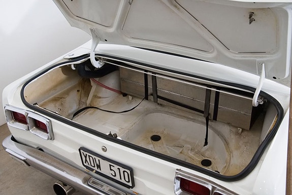 Nissan Skyline 18 of 21