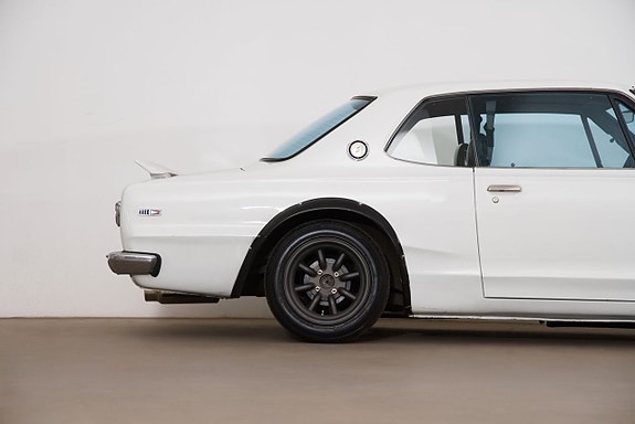 Nissan Skyline 21 of 21