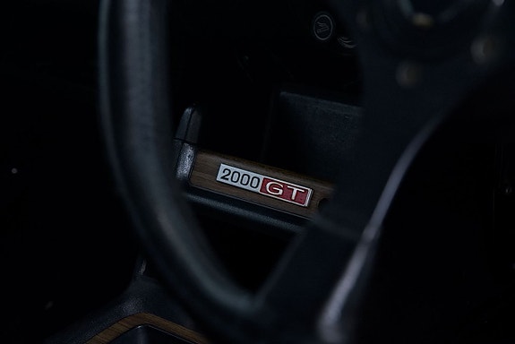 Nissan Skyline 14 of 21