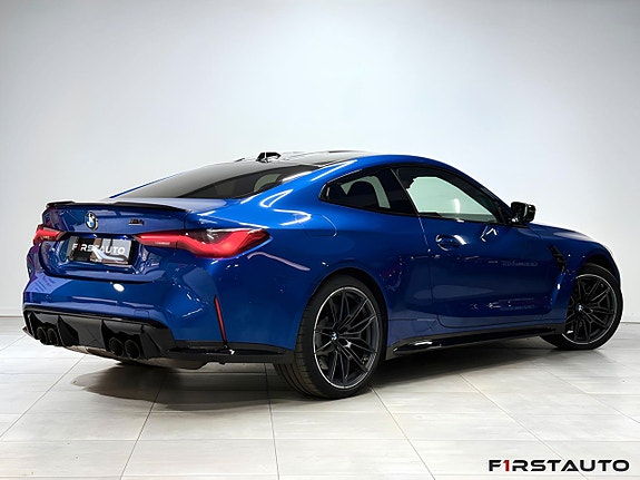 BMW M4 6 of 27